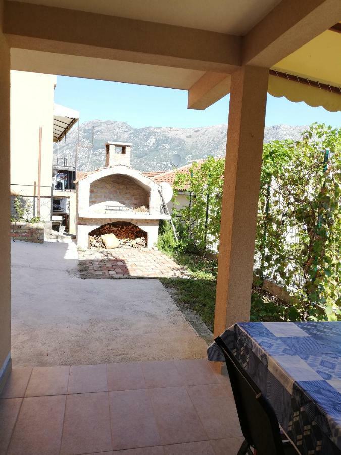 Ruza Apartments Kotor Ngoại thất bức ảnh