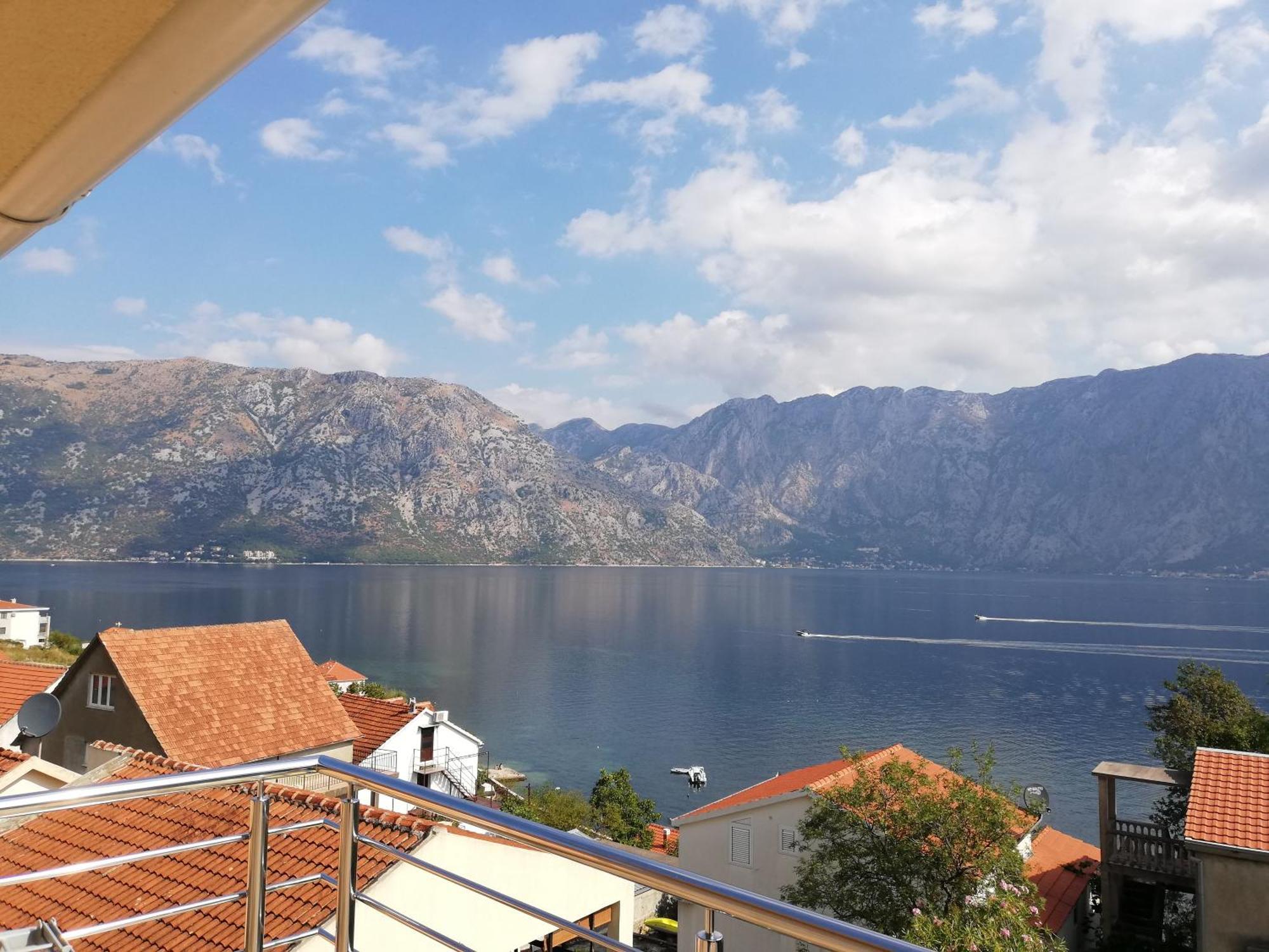 Ruza Apartments Kotor Ngoại thất bức ảnh